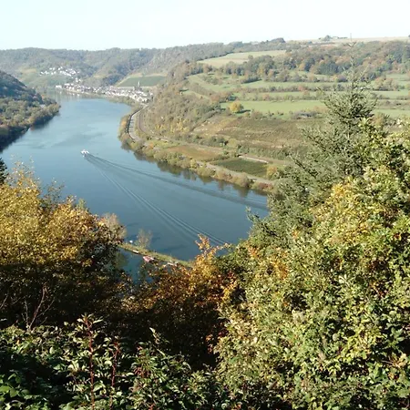 Linda Port
